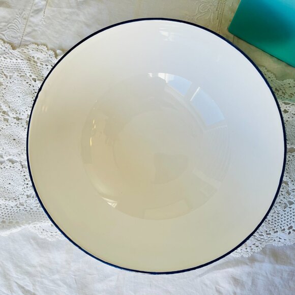 Tiffany Lisbon Large Salad Serving Bowl 10 inch in Excellent Condition with Box - Picture 3 of 11